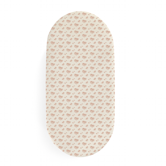 BASSINET SHEET / CHANGING PAD COVER - HEARTS HEARTS O/S