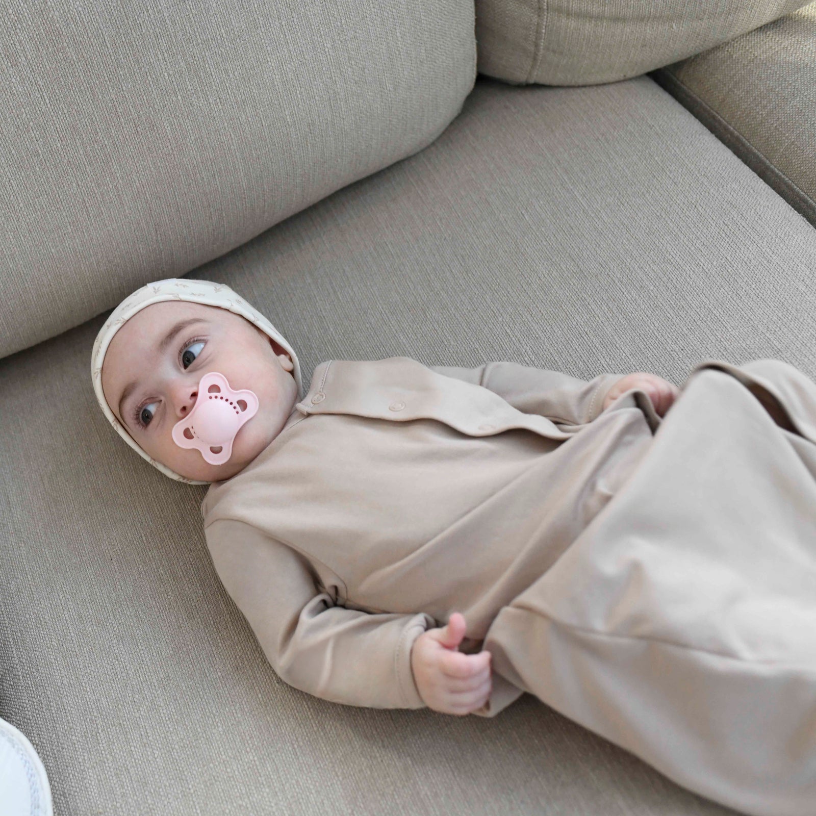 CONVERTER GOWN - OATMEAL