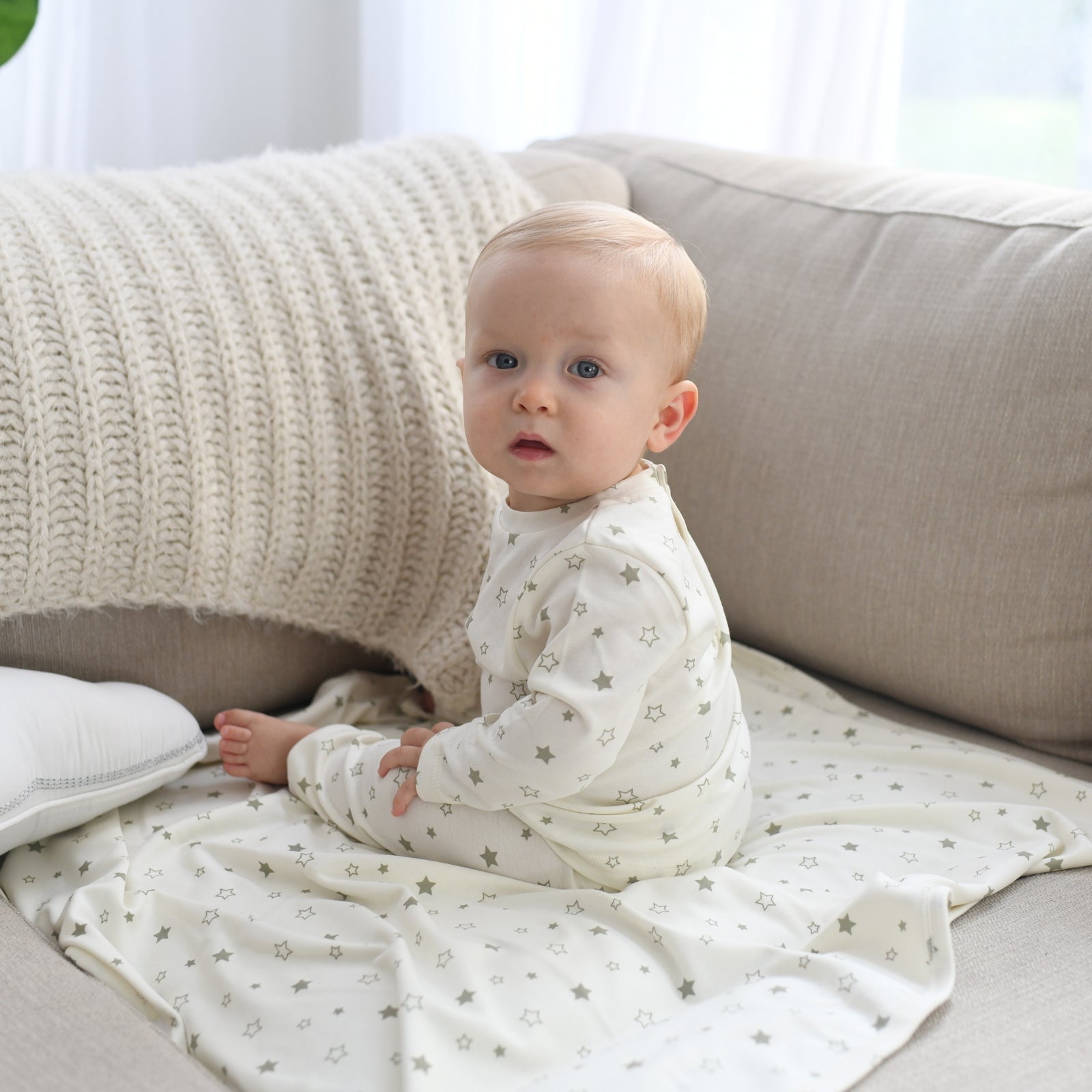 TWO PIECE SET - STARS